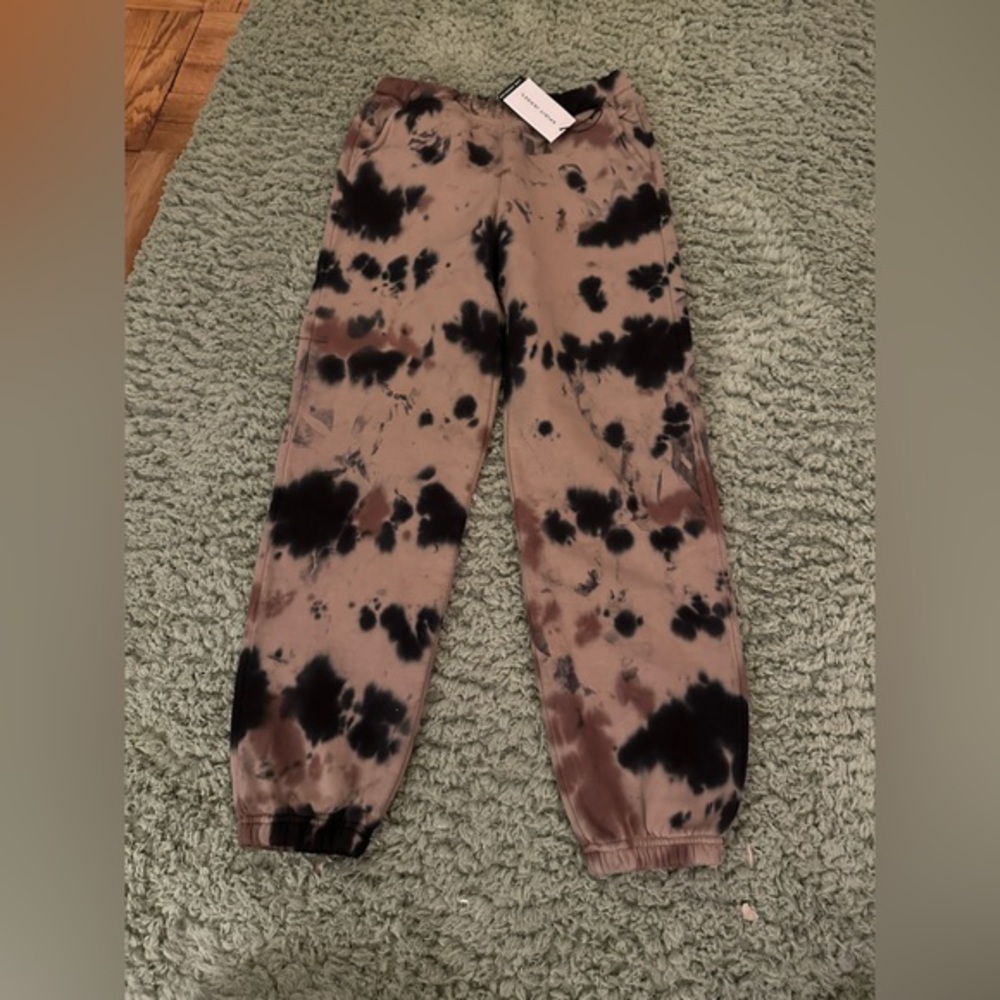 NWT Spirit Jersey Tan and Black Tie Dye Sweatpants with Pockets Size Small